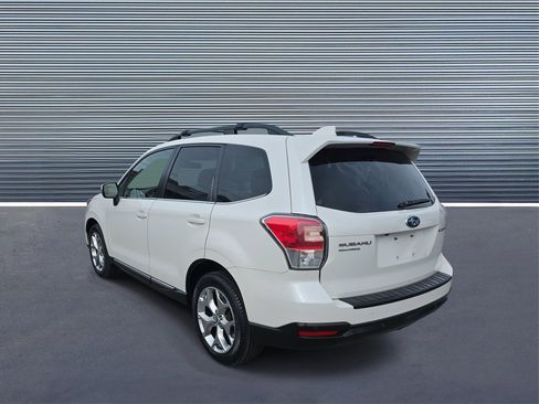 Used 2018 Subaru Forester 2.5i Touring w/ Popular Package #2 image 4