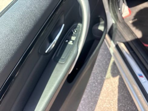 Used 2014 BMW 435i xDrive Coupe AWD/4WD image 19