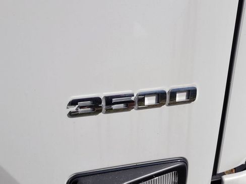 New 2024 Chevrolet Low Cab Forward RWD image 12