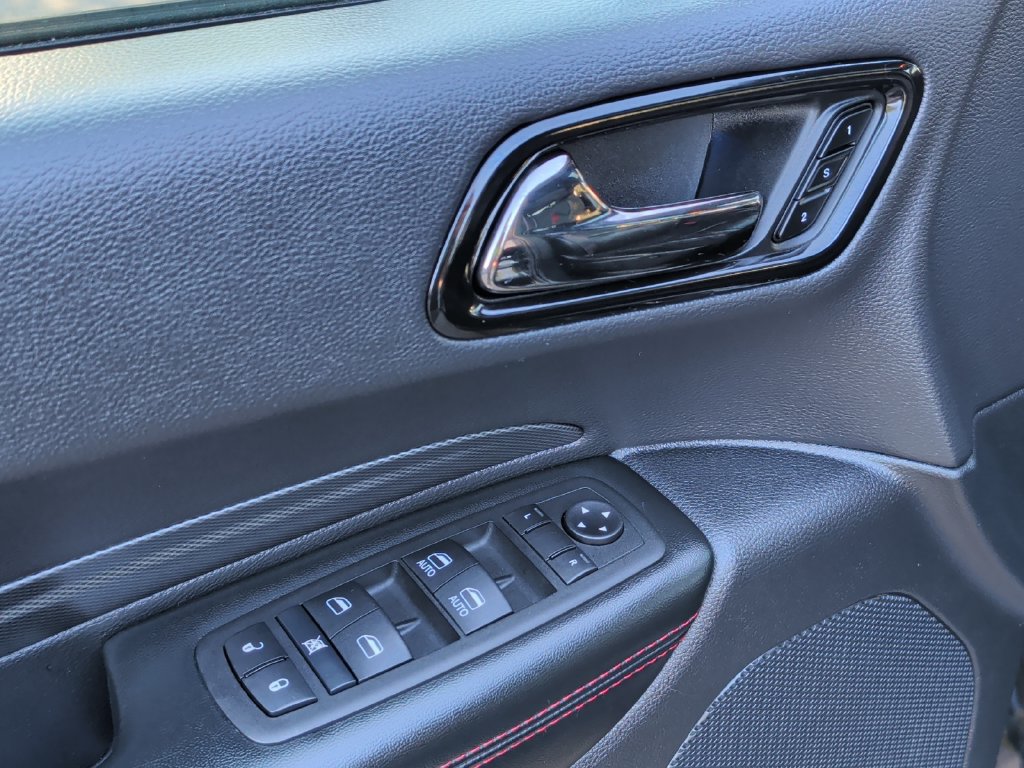 Used 2025 Dodge Durango GT AWD/4WD image 15
