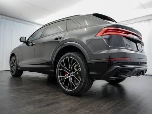 Used 2021 Audi Q8 Premium Plus w/ Premium Plus Package AWD/4WD image 31