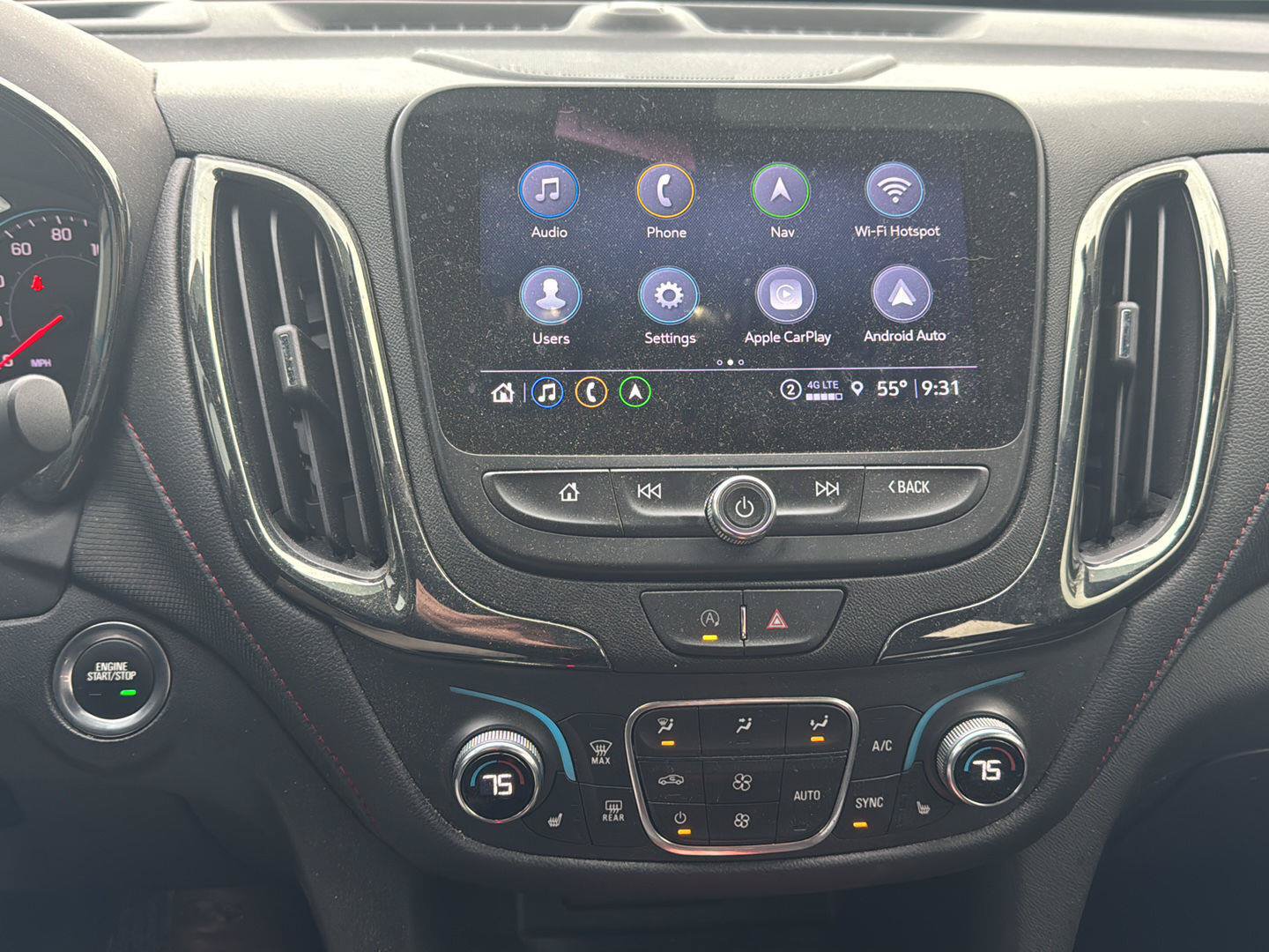 Used 2022 Chevrolet Equinox RS w/ RS Leather Package FWD image 13