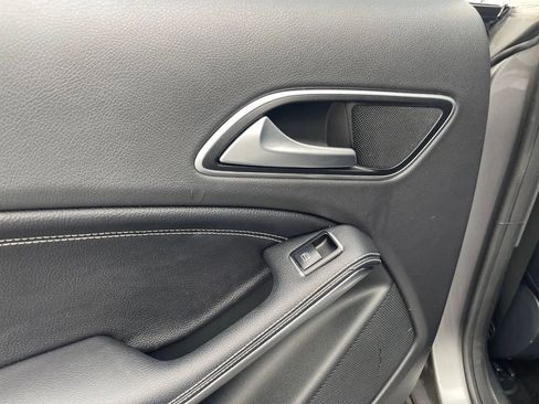 Used 2016 Mercedes-Benz CLA 250 image 23