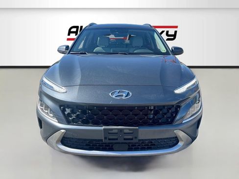 Used 2022 Hyundai Kona Limited w/ Cargo Package AWD/4WD image 2