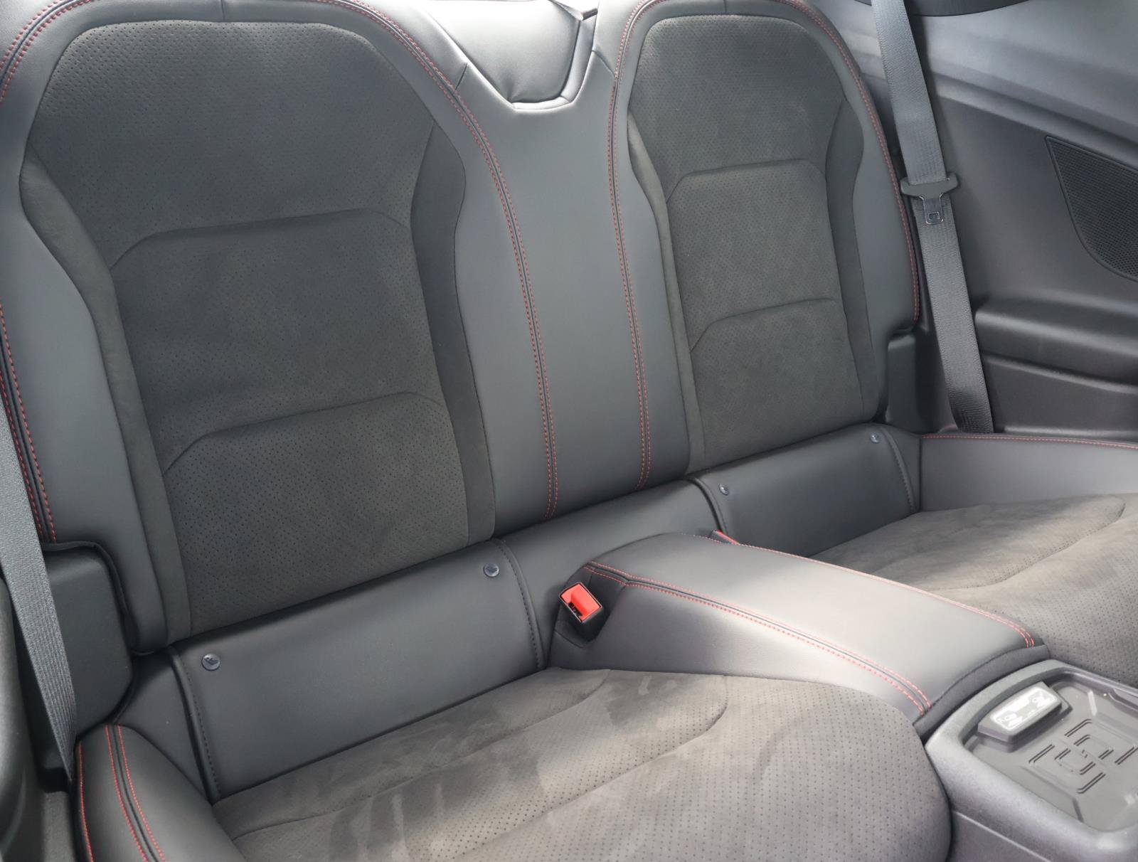 Used 2019 Chevrolet Camaro ZL1 RWD image 18