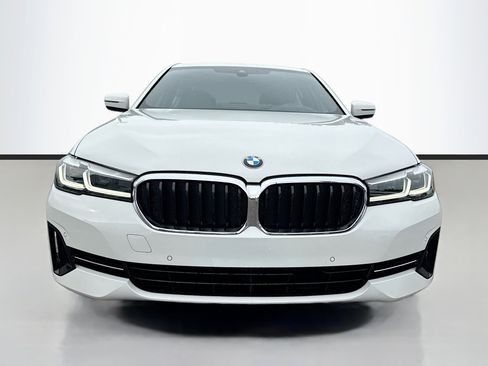Used 2022 BMW 540i w/ Premium Package image 8