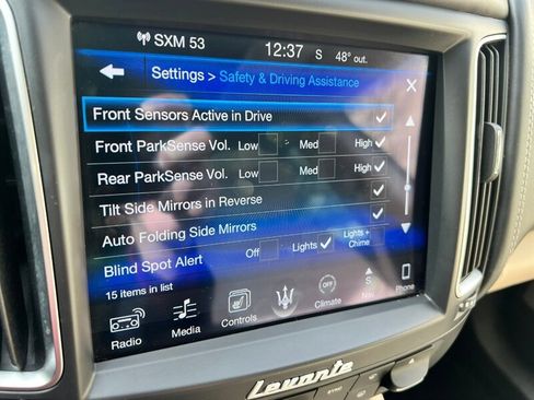 Used 2017 Maserati Levante w/ Luxury Package image 42