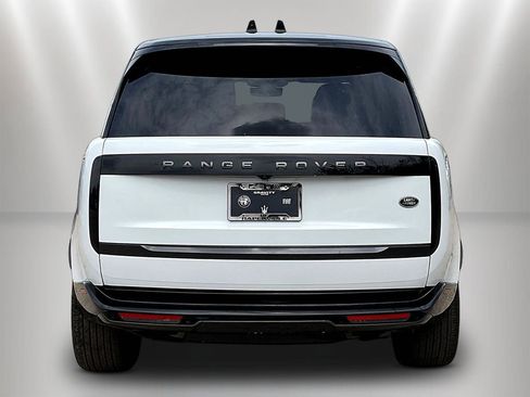 Used 2023 Land Rover Range Rover Long Wheelbase SE AWD/4WD image 5