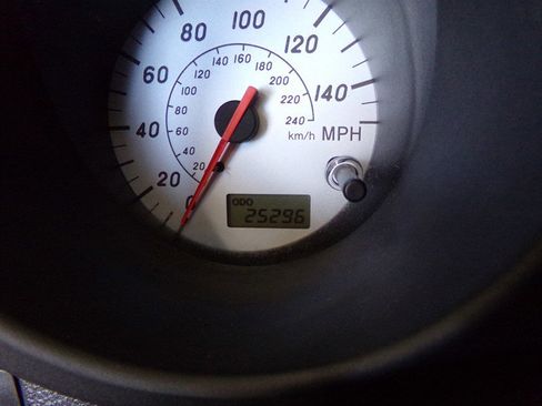 Used 2000 Toyota MR2 image 15