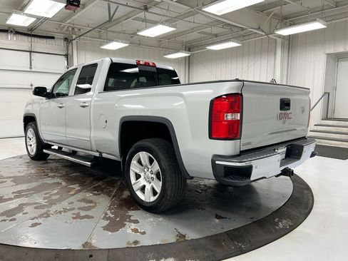Used 2016 GMC Sierra 1500 SLE w/ SLE Value Package AWD/4WD image 4