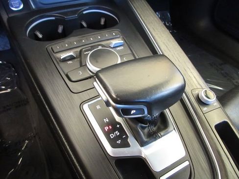 Used 2019 Audi A4 2.0T Premium image 20