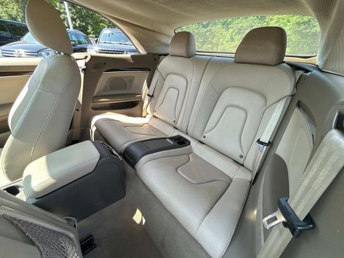 Used 2011 Audi A5 2.0T Premium Plus image 13