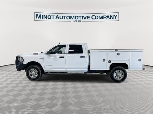 Used 2022 RAM 2500 Tradesman w/ Chrome Appearance Group AWD/4WD image 5