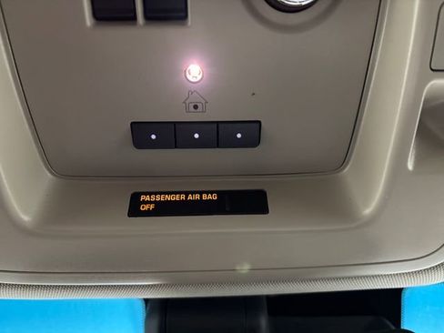 Used 2017 Chevrolet Suburban LT w/ Luxury Package image 49