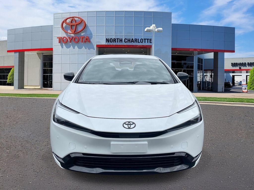 New 2026 Toyota Prius Plug-In Hybrid FWD image 3