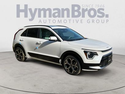 New 2025 Kia Niro EX Touring