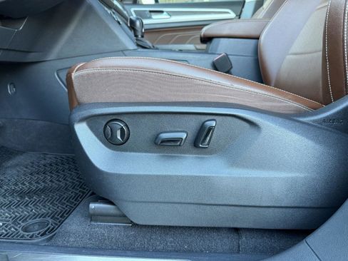 Used 2022 Volkswagen Atlas SE image 16