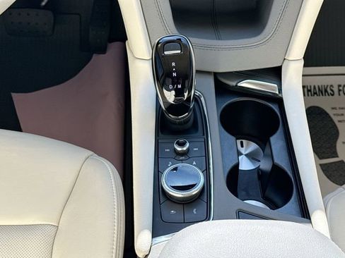 Used 2025 Cadillac XT6 Premium Luxury w/ Technology Package image 34