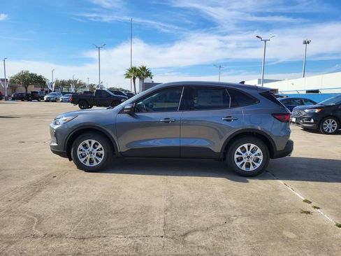 New 2026 Ford Escape Active image 9