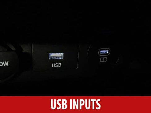 Used 2025 Hyundai Elantra Sport FWD image 15