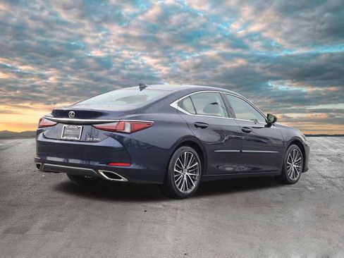 Used 2023 Lexus ES 350 w/ Premium Package image 8