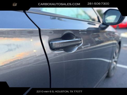 Used 2023 Honda Civic LX image 32