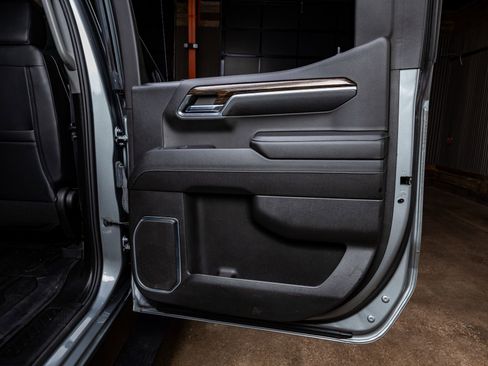 Used 2024 GMC Sierra 1500 Elevation image 38