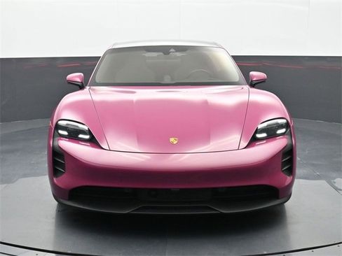 Certified 2024 Porsche Taycan GTS image 33