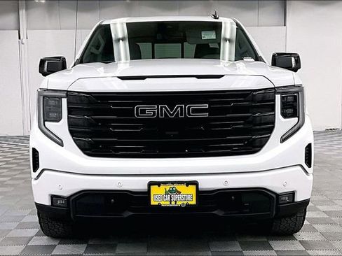 Used 2024 GMC Sierra 1500 Elevation w/ Elevation Premium Package image 4