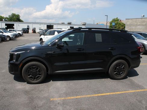Used 2025 Kia Sorento SX Prestige w/ Olive Brown Leather Package AWD/4WD image 5