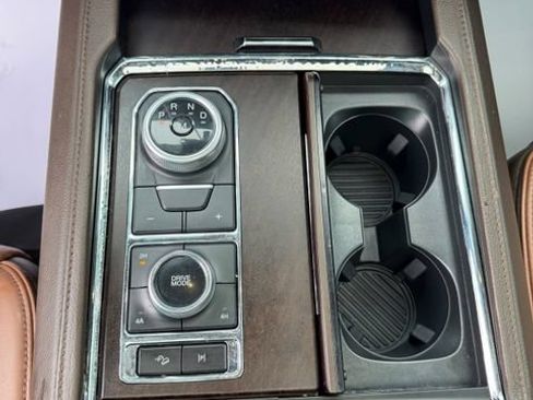 Used 2022 Ford Expedition King Ranch AWD/4WD image 19