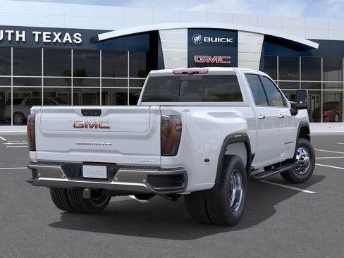 New 2026 GMC Sierra 3500 SLT w/ SLT Premium Package AWD/4WD image 4