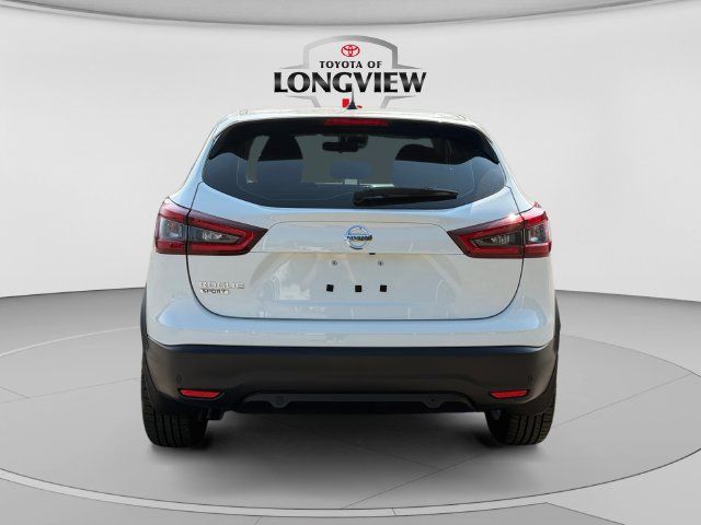 Used 2021 Nissan Rogue Sport S FWD image 4