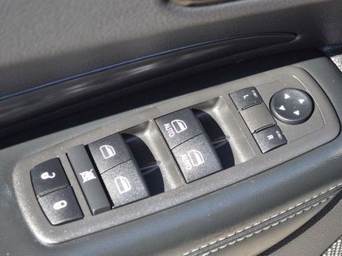 Used 2022 Dodge Durango SXT image 16