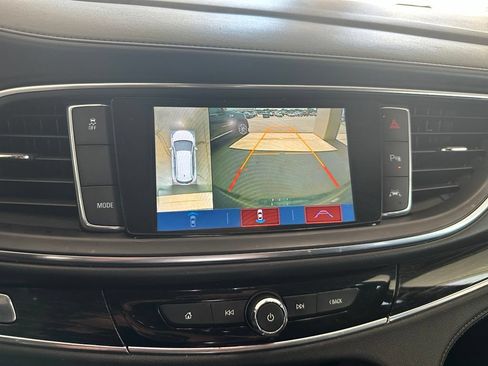 Used 2019 Buick Enclave Avenir w/ Avenir Technology Package FWD image 27