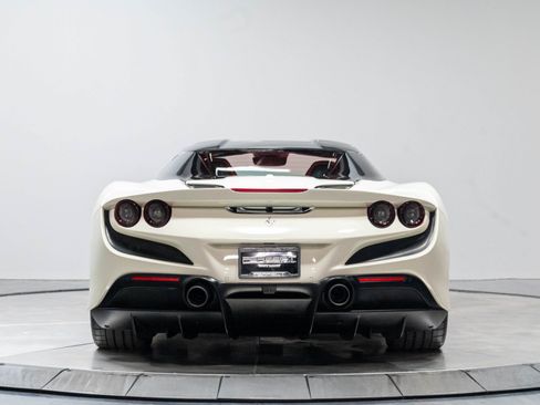 Used 2021 Ferrari F8 Tributo RWD image 55