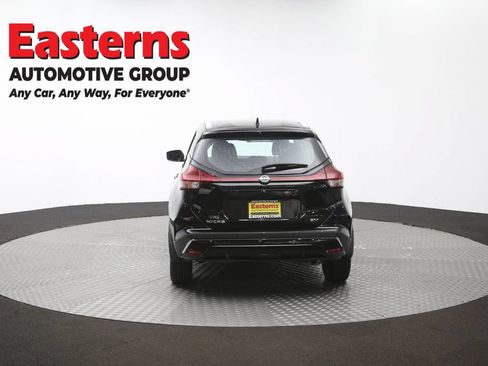 Used 2023 Nissan Kicks SV FWD image 35