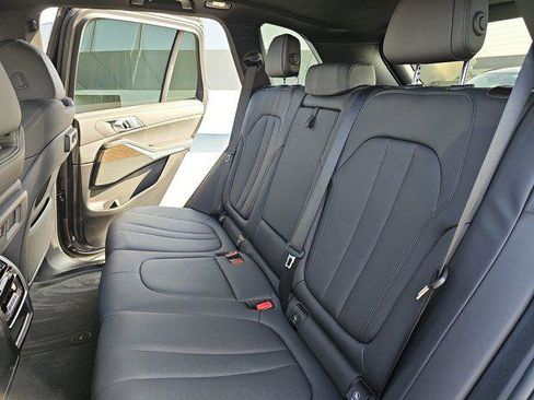 Certified 2023 BMW X5 sDrive40i w/ Executive Package image 15