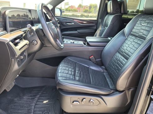 Used 2022 Cadillac Escalade ESV Sport Platinum w/ LPO, ONYX Package AWD/4WD image 18