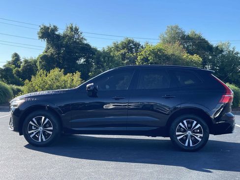 Used 2025 Volvo XC60 B5 Core AWD/4WD image 4