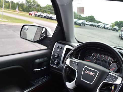 Used 2016 GMC Sierra 1500 SLT w/ SLT Premium Package AWD/4WD image 19