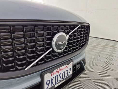 Certified 2024 Volvo XC60 T8 Plus w/ Protection Package Premier AWD/4WD image 19