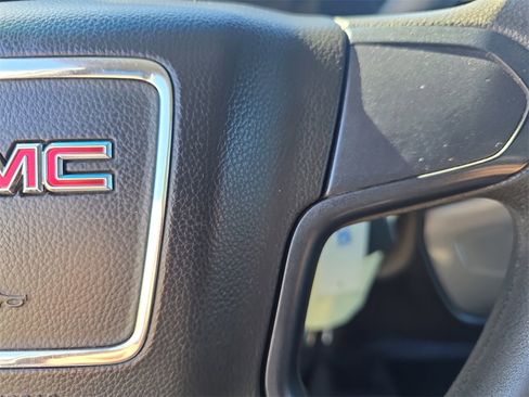 Used 2018 GMC Sierra 2500 4x4 Crew Cab w/ Sierra Convenience Package image 18