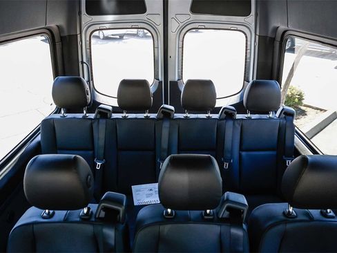 New 2025 Mercedes-Benz Sprinter 2500 image 19