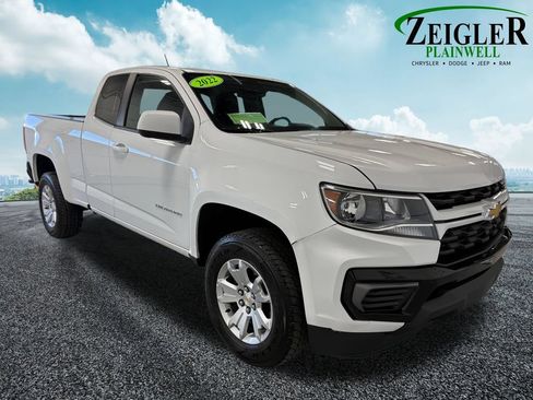 Used 2022 Chevrolet Colorado LT w/ Fleet Safety Package RWD image 13