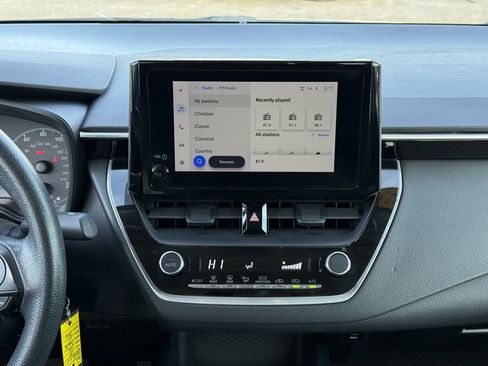 Certified 2023 Toyota Corolla LE image 3