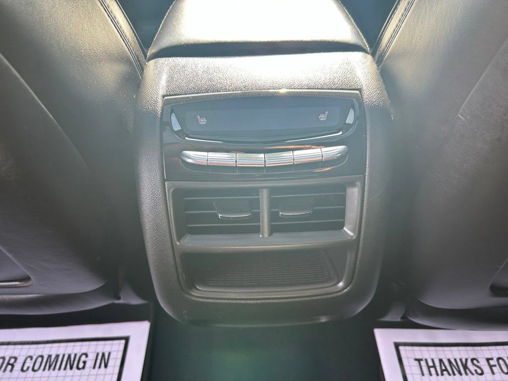 Certified 2017 Cadillac XT5 Platinum w/ Driver Assist Package AWD/4WD image 20