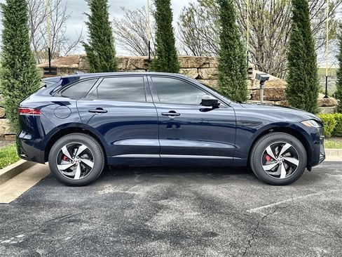 New 2026 Jaguar F-PACE R-Dynamic S image 6