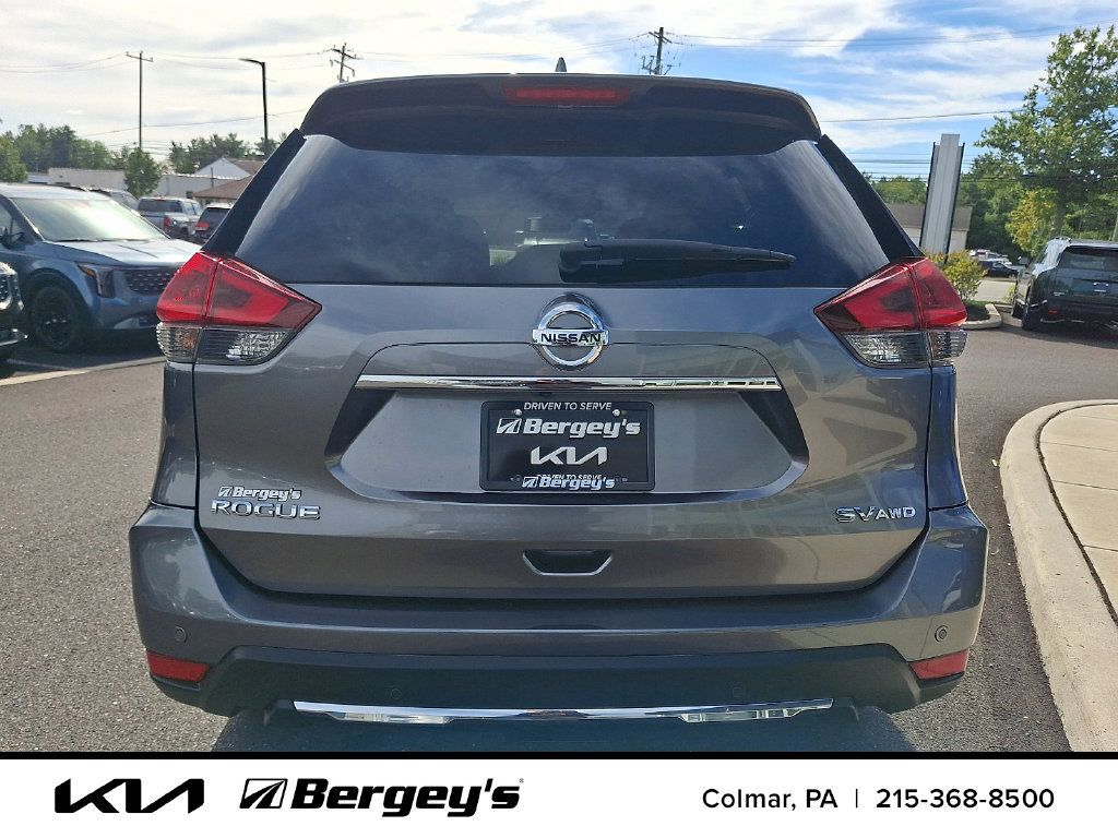 Used 2019 Nissan Rogue SV w/ Premium Package AWD/4WD image 6