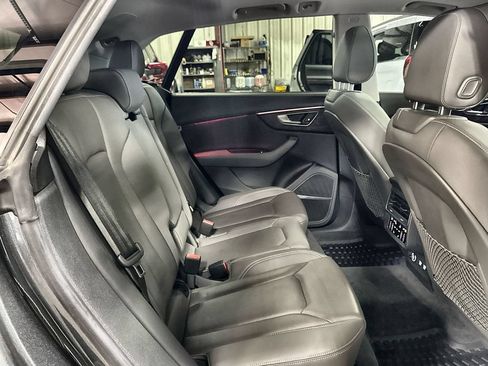 Used 2019 Audi Q8 Prestige AWD/4WD image 31